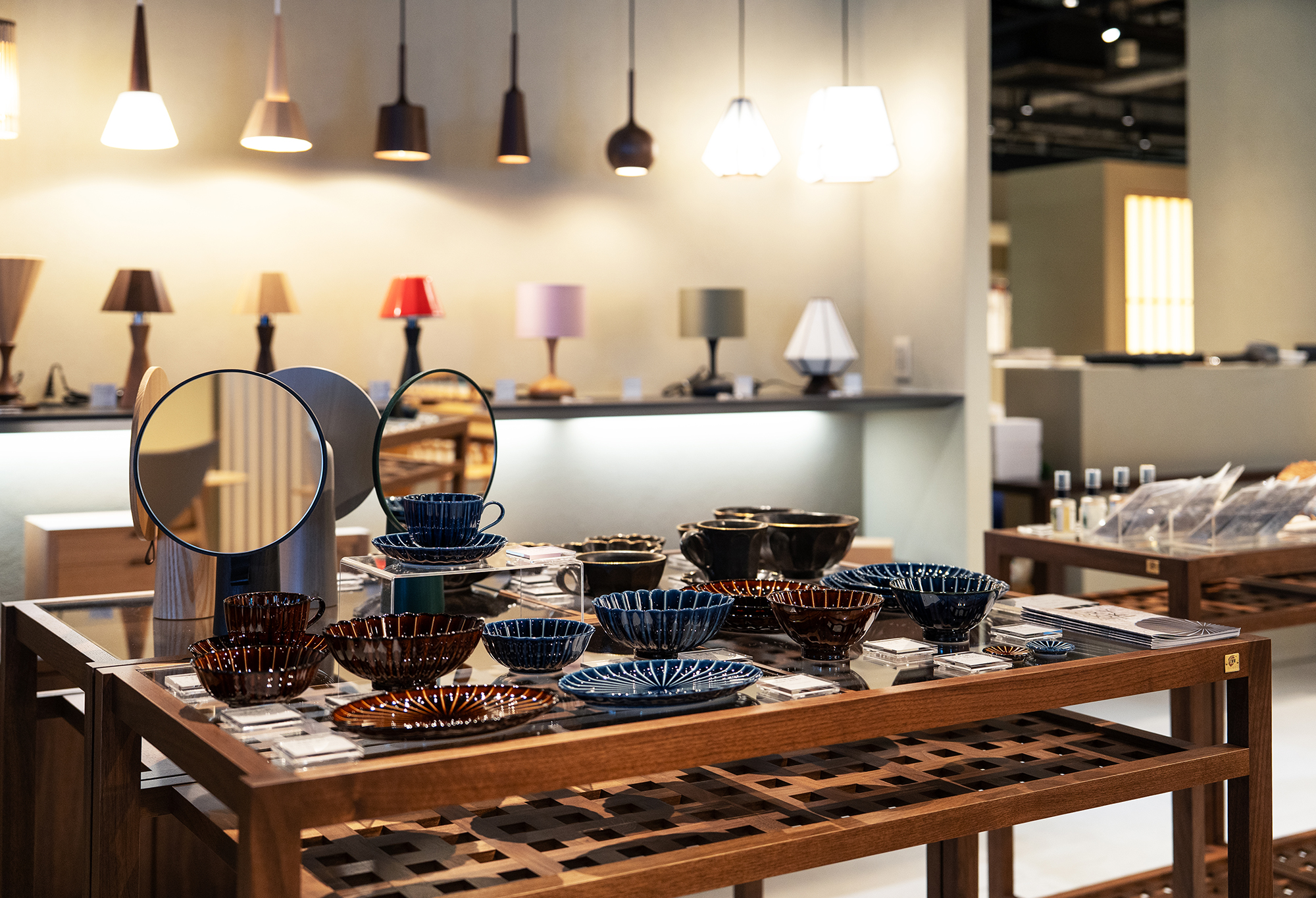 「日本らしさ」をコンセプトに厳選したインテリアアイテム